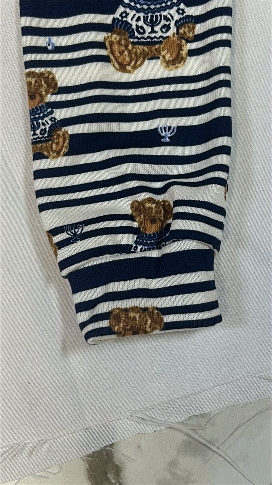 Hannukah Hugs Girl - Reset Loungewear